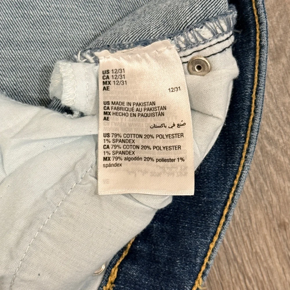 INC International Concepts Women's Madison Skinny Distressed Ankle Jeans Size 12 - Picture 9 of 9
